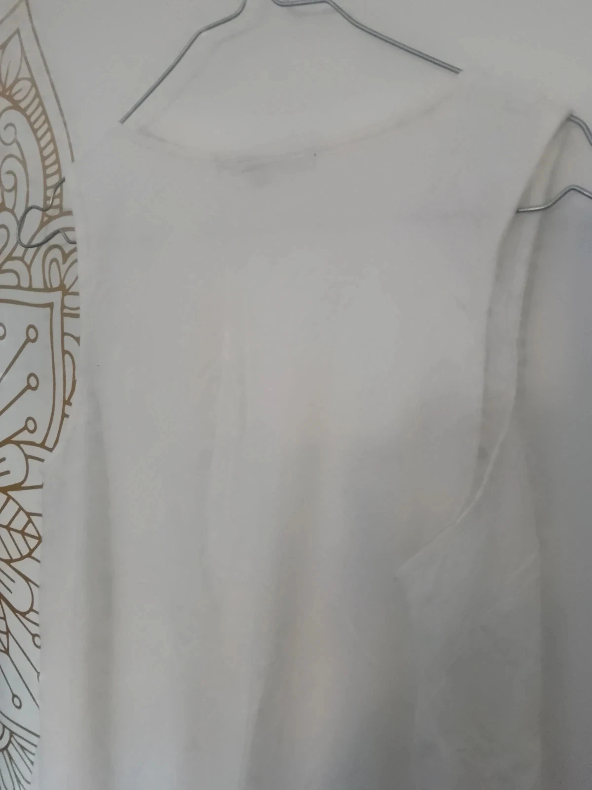 Cute white cotton top size M with English embroidery – photo 3